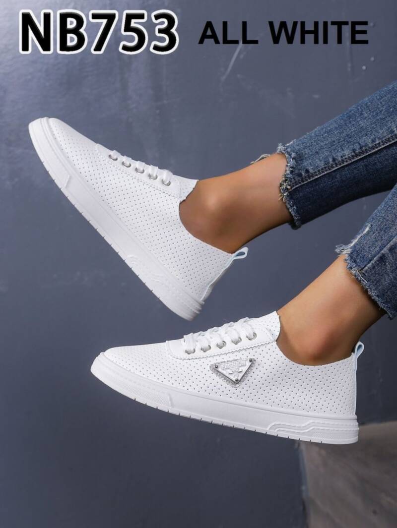 Trampki/Tenisówki Roz 36-41 / 12 par